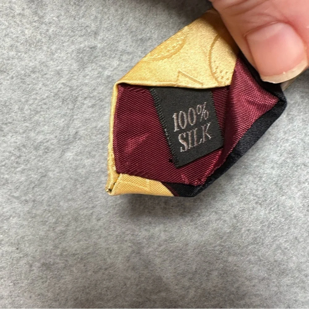 Meeting Street Mens 100% Silk‎ Golf Theme Tie Yellow Black Red